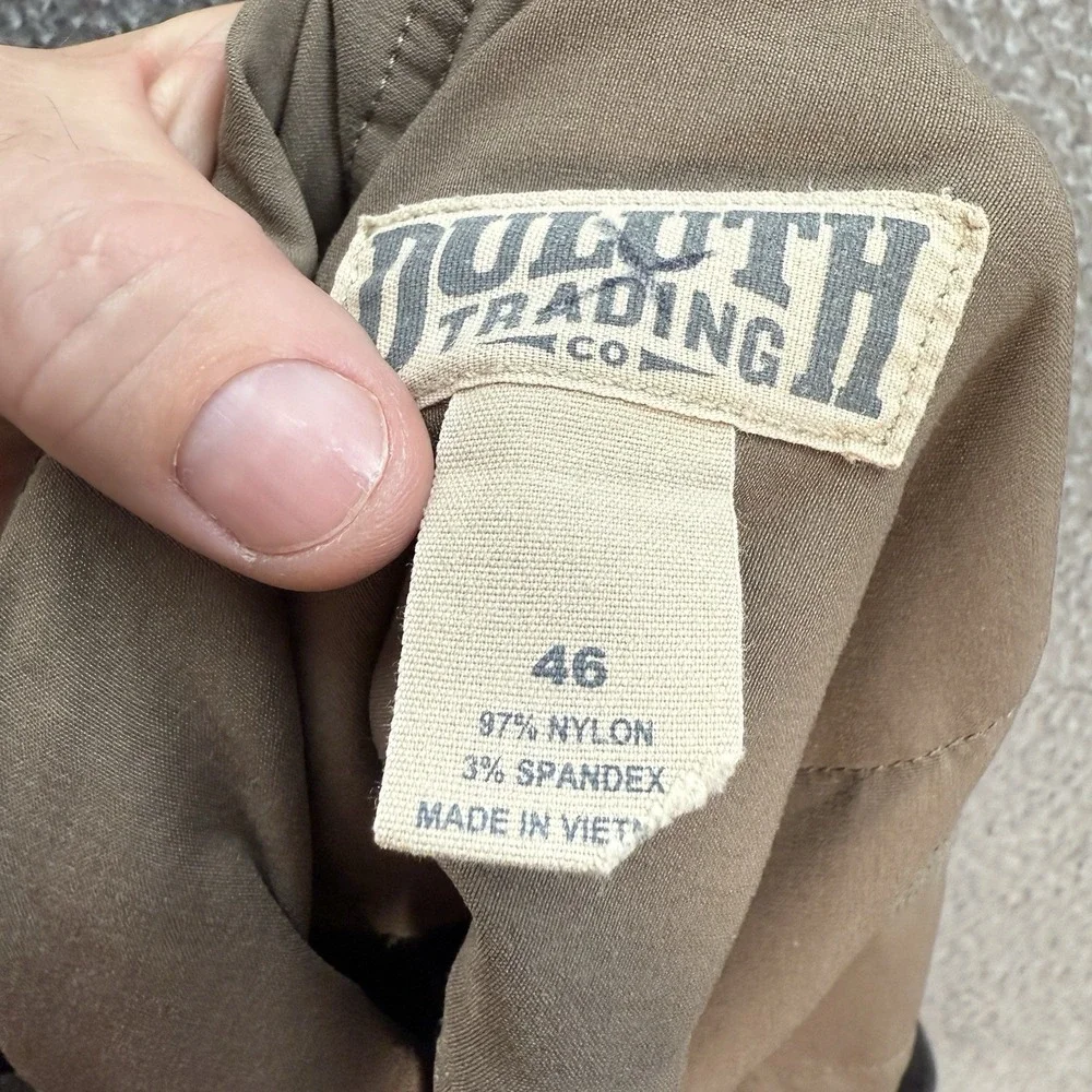 Duluth Trading Co Shorts‎ Mens 46 Brown Flex Dry On The Fly 9